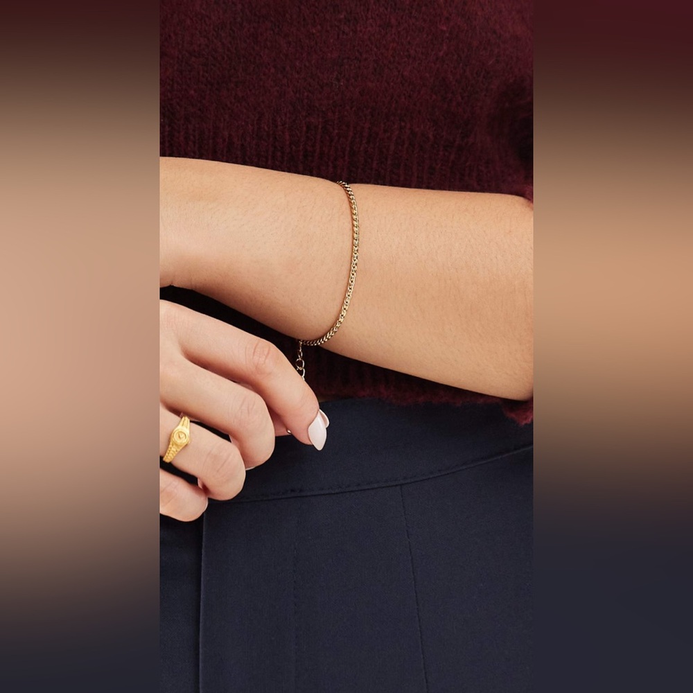 ASOS design 14K gold plated bracelet wit fine chain detail
